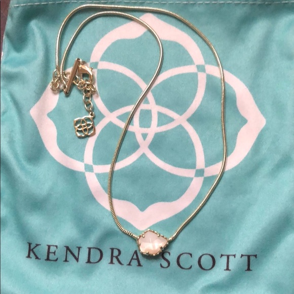 Kendra Scott Mara Necklace